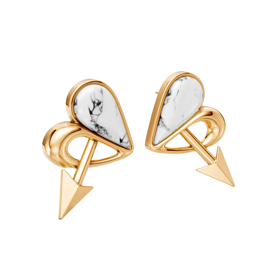 Brinco Cupido com Howlita Branca banhado a ouro 18k – brinco semijoia feminina delicada com pedra natural – Coleção Formas de Amar Aimer Joias