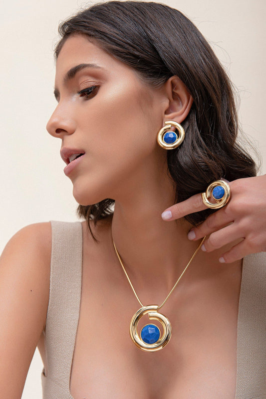 Anel Bella - Feldspato Azul Anil detalhe — Ouro 18K | Aimer Joias | anel semijoia pedra natural