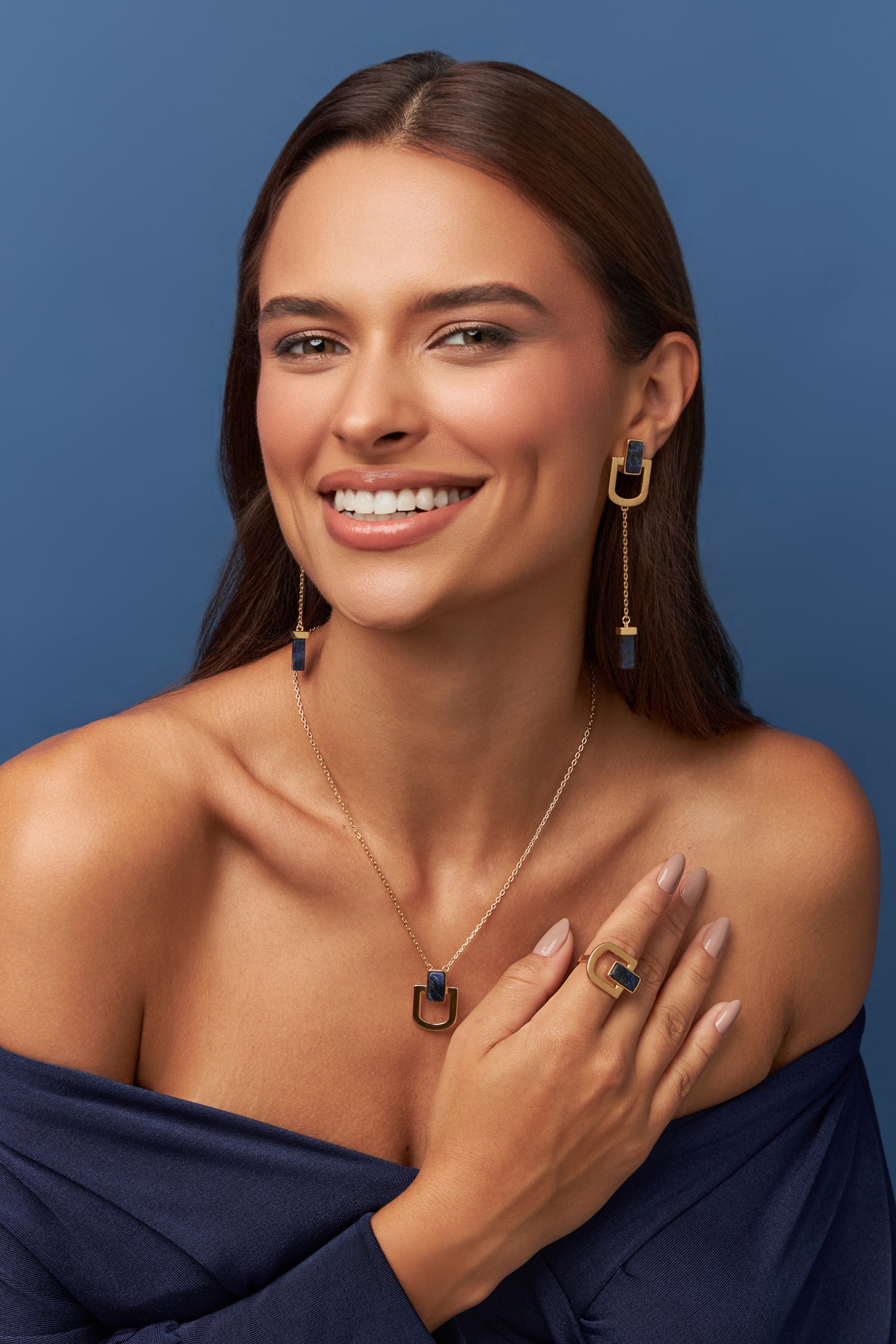 Colar Elos - Sodalita | Semijoia Banhada a Ouro 18K