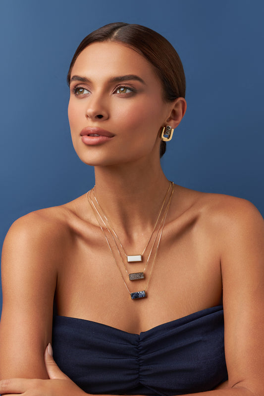 Colar Estrutura - Sodalita | Semijoia Banhada a Ouro 18K