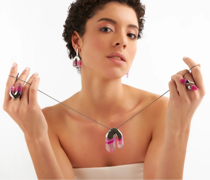 Colar Élémentaire - Ágata Rosa Pink Listrada banhado no Ródio