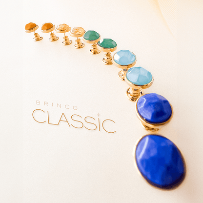 Brinco Classic - Ágata Azul Céu lateral — Ouro 18K | Aimer Joias | brinco semijoia